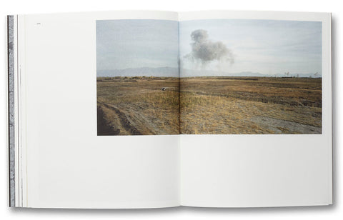 a Handful of Dust (First edition)  David Campany - MACK