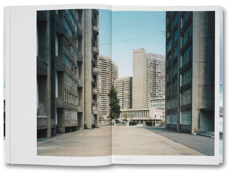 Nature & Politics  Thomas Struth - MACK