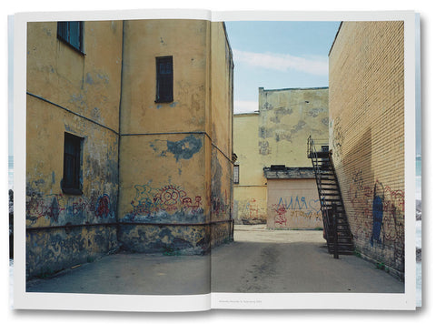 Nature & Politics  Thomas Struth - MACK